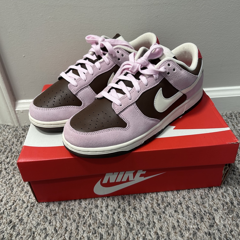 Nike Dunk Low Sneakers
